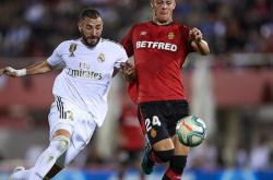 英雄联盟总决赛-马洛卡遭受惨败，保级形势严峻