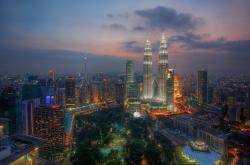 LOL赛事-虚拟巅峰战，北京队鏖战掘金，拉文49分天神下凡