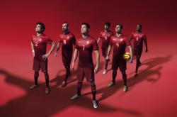 LOL赛事-范戴克倒戈一击！那个被英格兰足球锤炼的米兰游子，在温布利斩落三狮军团