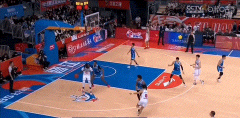 关于新疆队的禁区进攻,击败对手获得胜利的信息 关于新疆队的禁区进攻,击败对手获得胜利的信息