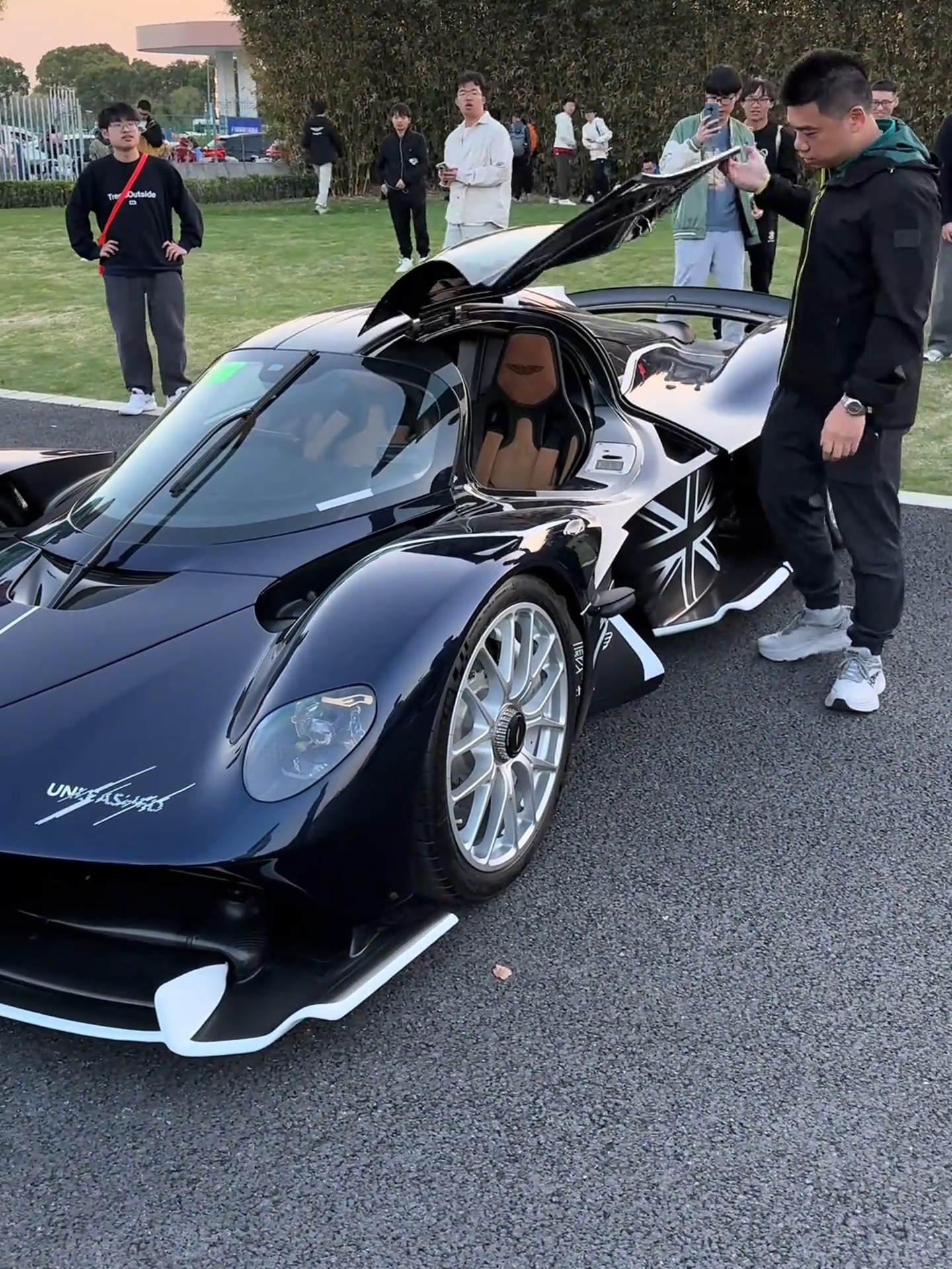 阿斯顿马丁翻盘迈凯伦,阿隆索惊艳四座 阿斯顿马丁翻盘迈凯伦,阿隆索惊艳四座