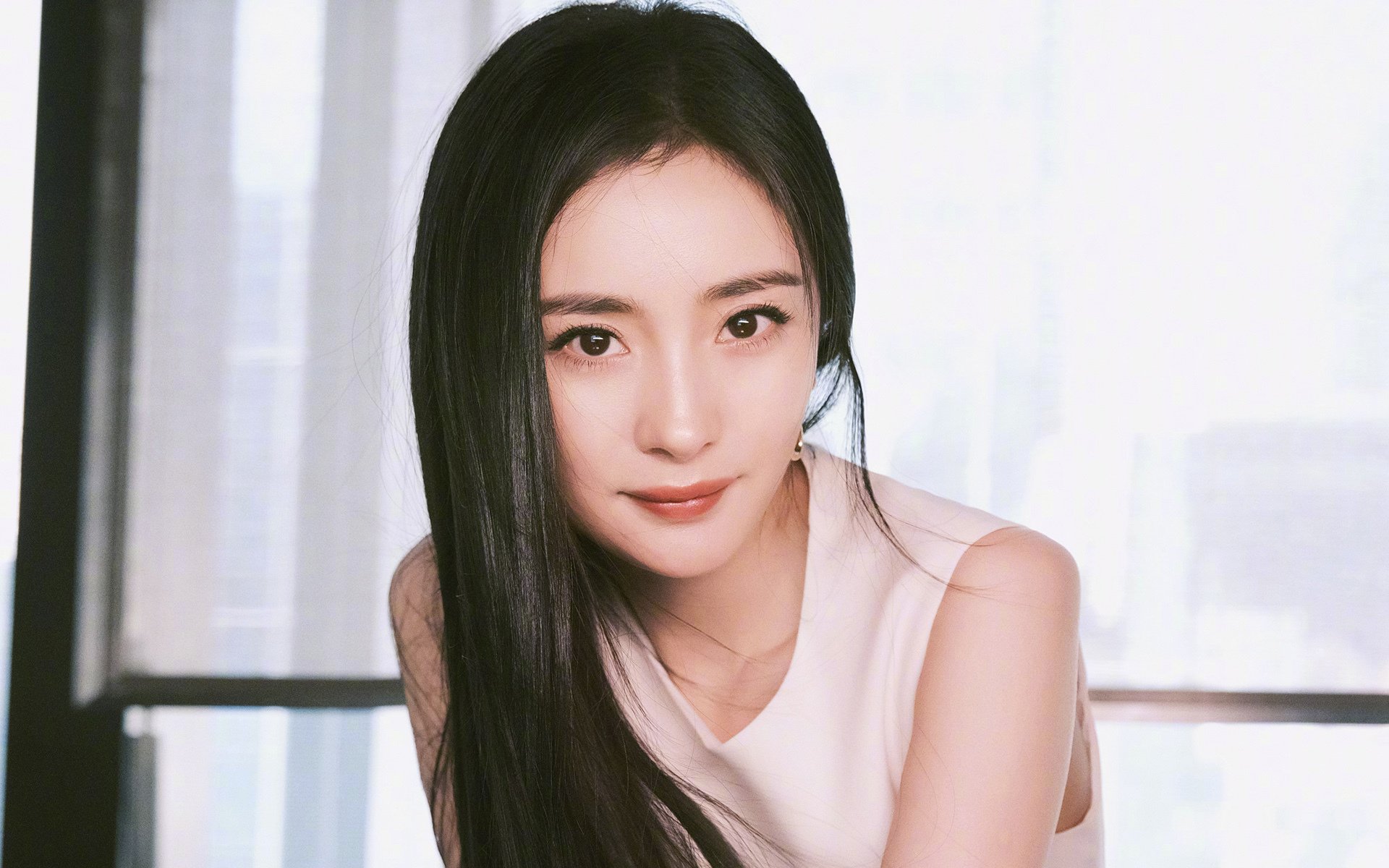 当东方巨龙遇见杀手本能，上海队vs步行者表演赛中的利拉德时刻