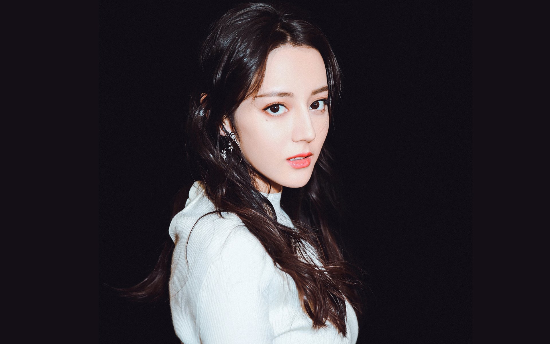 东方与西方的热血共振，当欧冠之夜遇见CBA生死战