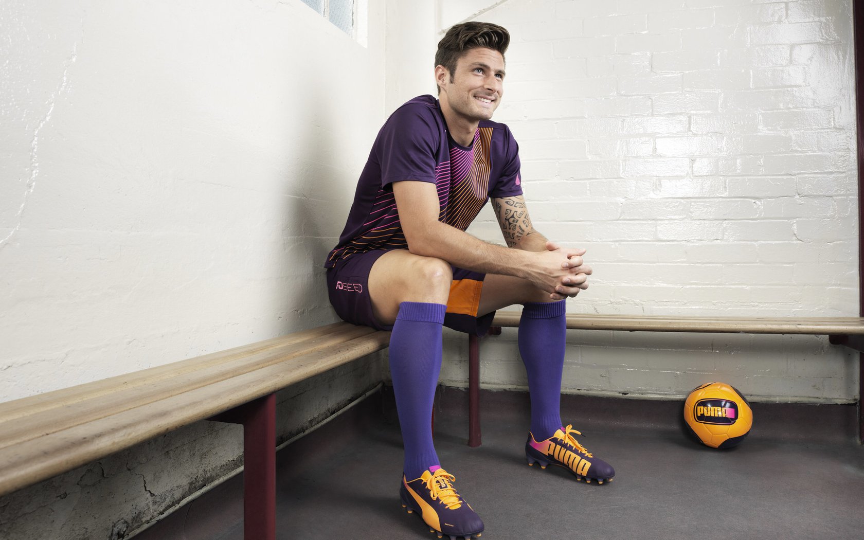 双重赛道的交响，F1引擎轰鸣中摩洛哥足球的涡轮增压逆转