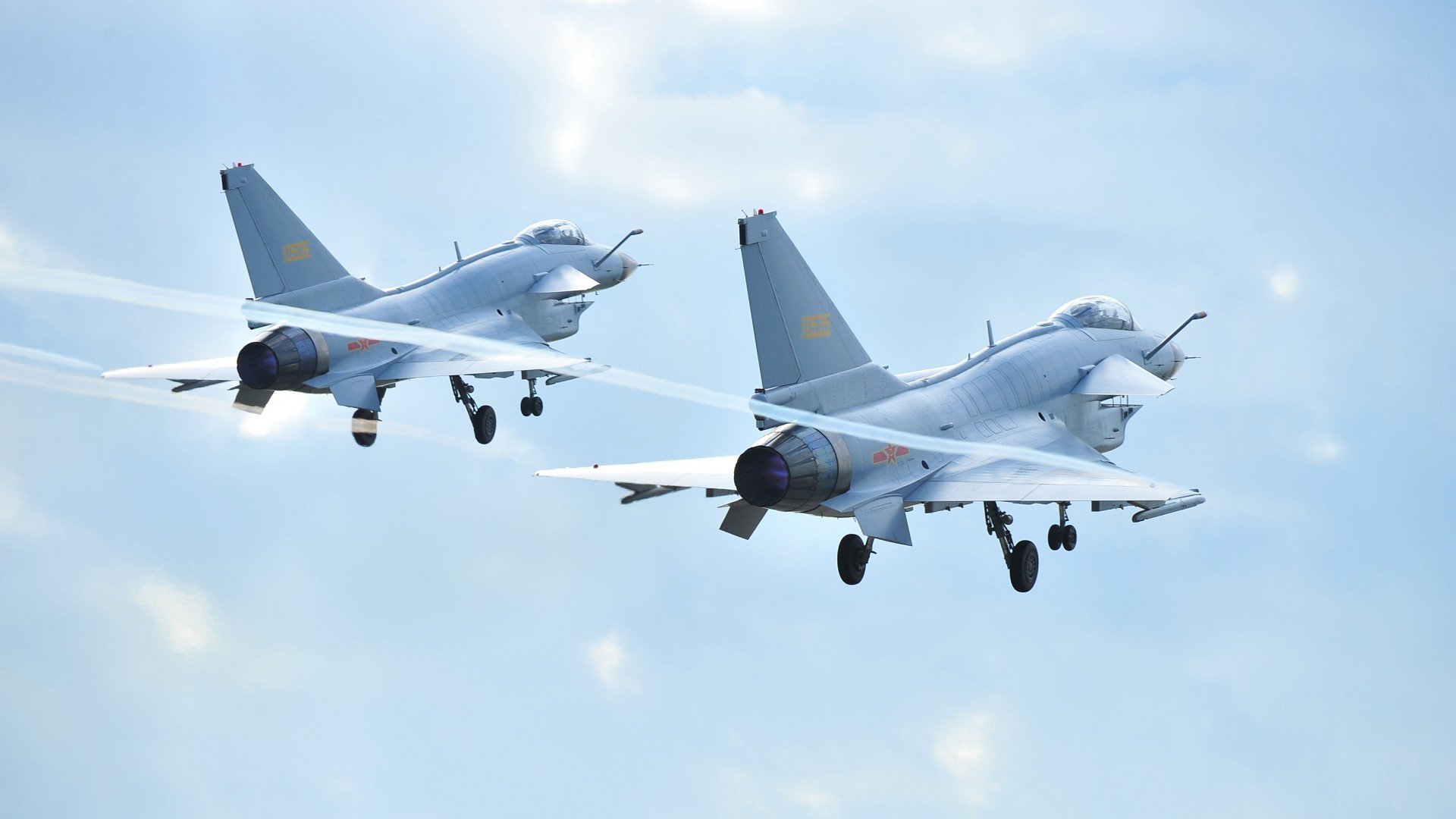 欧洲杯遗憾与英超狂喜，足球世界的AB面